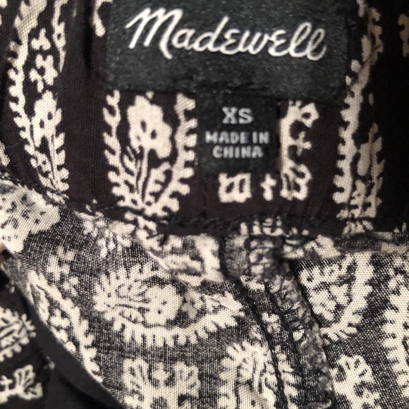 Patterned Shorts - Picture 3 of 3